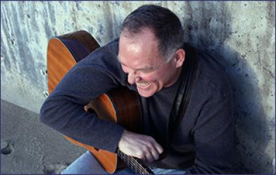 Larry Murante will perform at the Vashon Winery Folk Festival, Saturday, August 20, at the Vashon Winery.