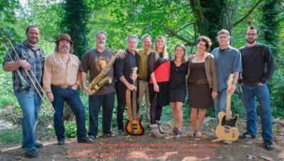 10-10 Band (L to R) Adrian Witherspoon, Lonesome Mike Nichols, Doug Findley, Duane Campbell, Jon Whalen, Terri Cole, Dianne Kouse, Arlette Moody, Luke McQuillin, Jesse Whitford, Christopher Overstreet on keyboards (not pictured