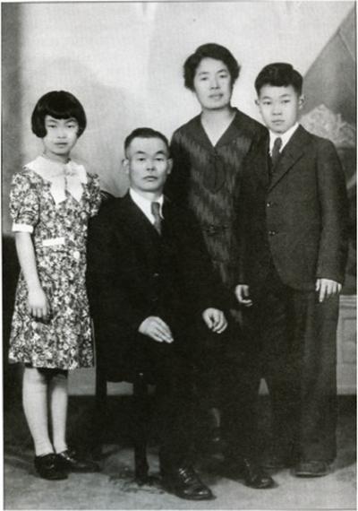 Mary, Heisuke, Mitsuni and Yunichi Matsuda, about 1935.